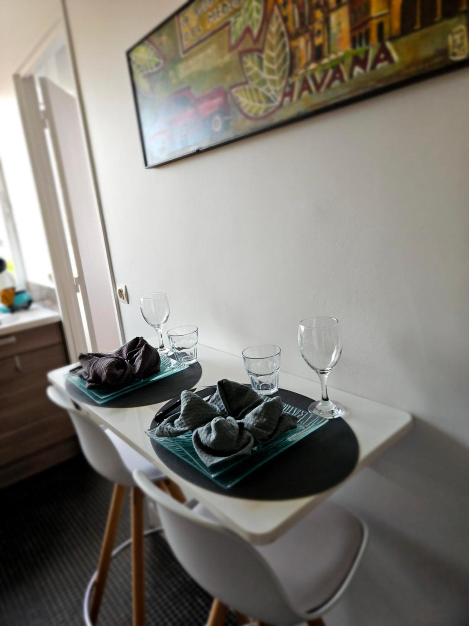 Home Paris Tour Eiffel 外观 照片